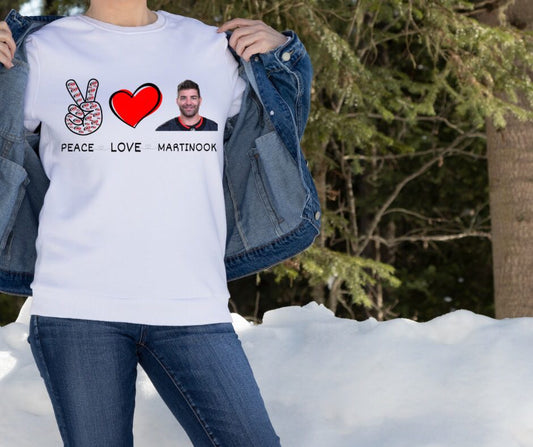 Peace Love Martinook