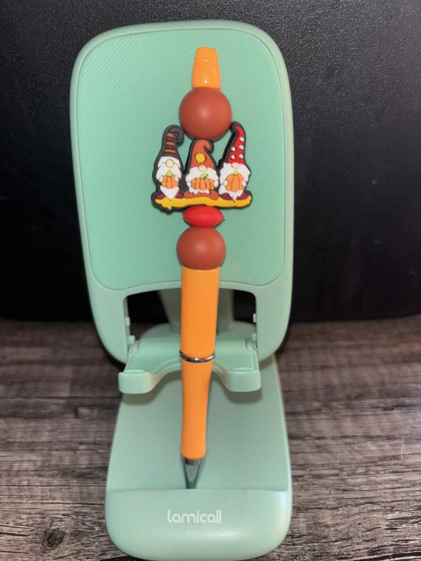 Fall Gnomes Pen
