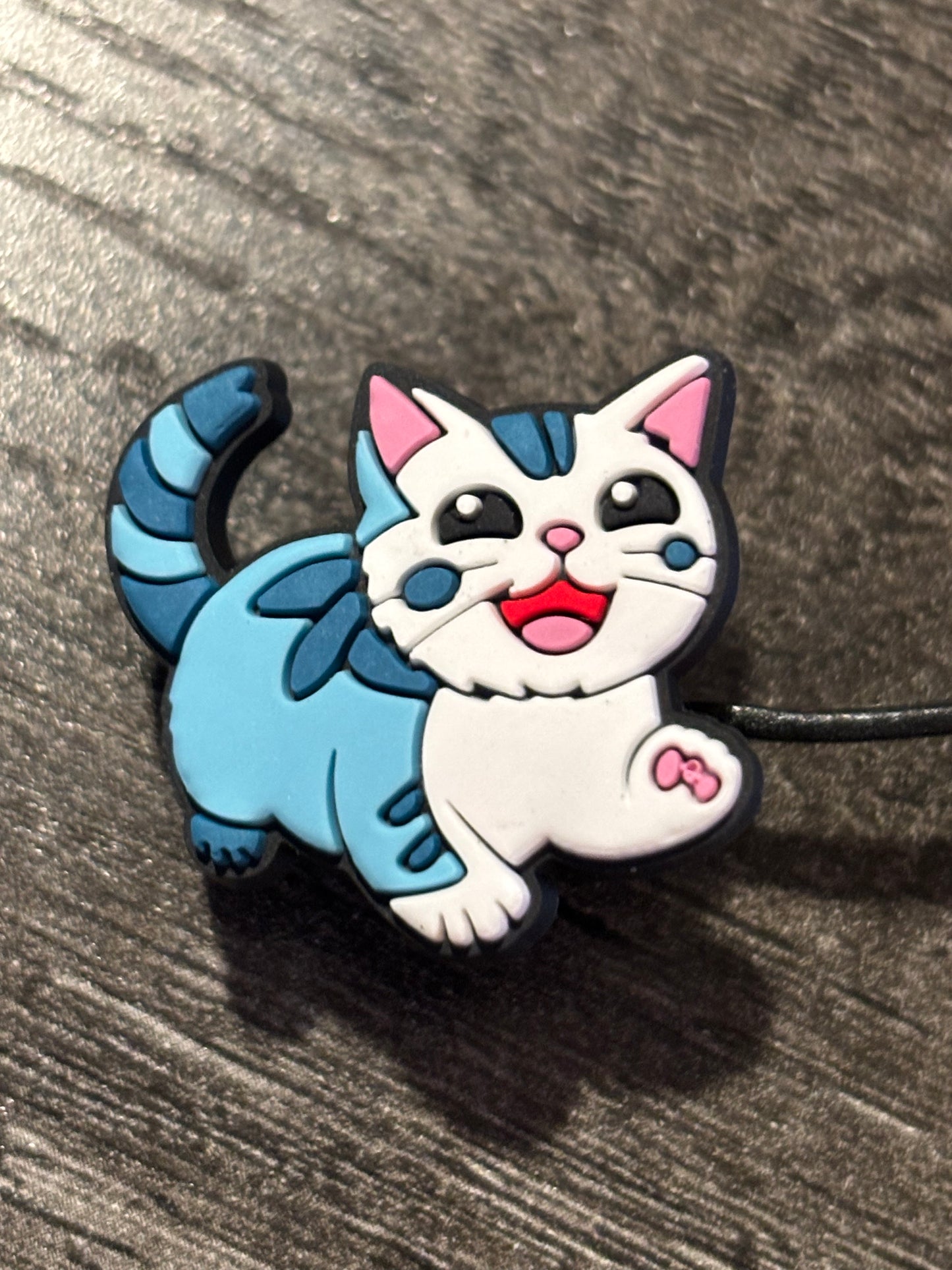 Blue White Cat Straw Topper